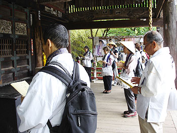 音楽寺での読経